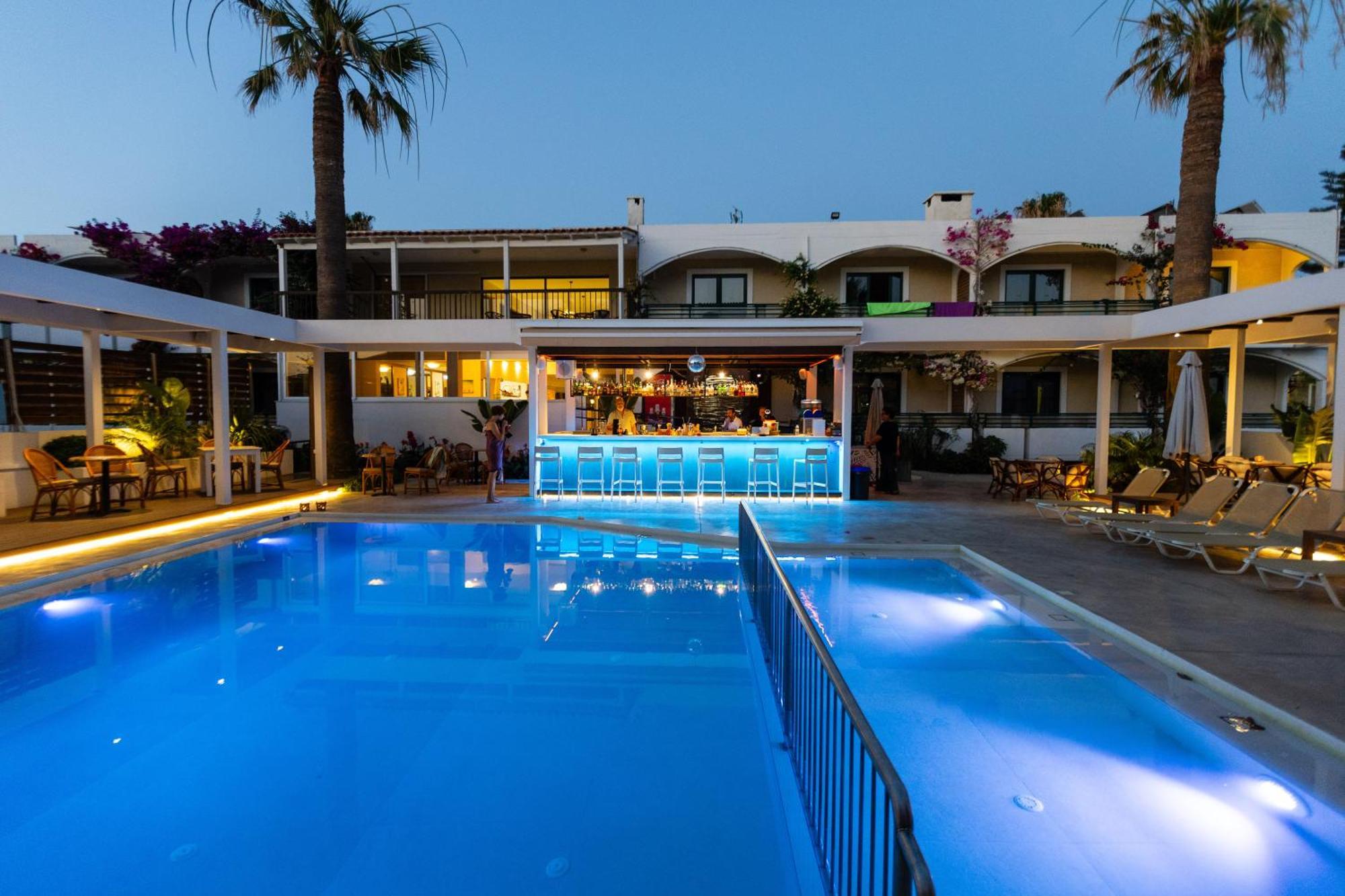 Trefon Hotel Apartments And Family Suites Platanes  Dış mekan fotoğraf